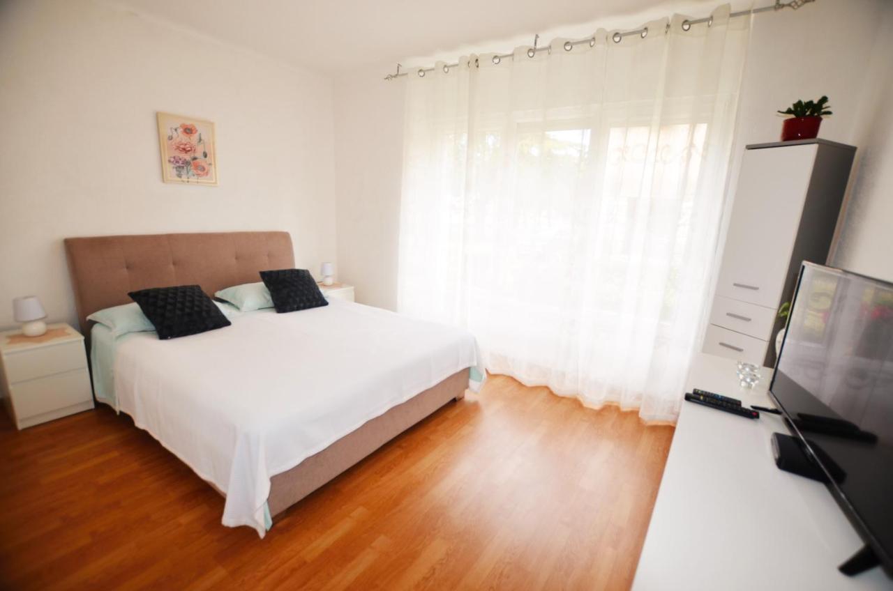 Apartment Leo 乌马格 外观 照片